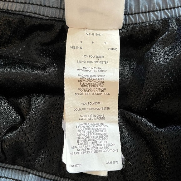 🏃‍♀️ Nike Running Shorts | Women’s Size Small | Black, Gray & Neon | Has Flaws! - Picture 7 of 15